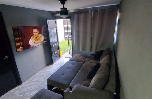 Zapopan Casa | Diaz Robles Family