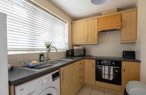 Colchester Casa | Dickenson