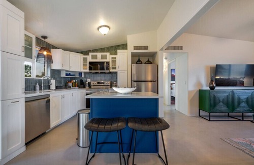 Casas Adobes Casa | Dickinson (Deepak & Jackie)