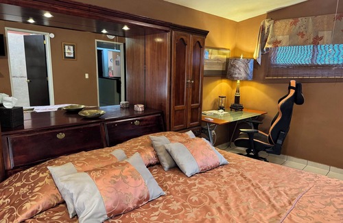 Chapalita Casa | Dickinson Guest House, Guadalajara Expo