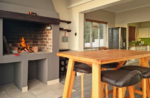 Gordons Bay Central Casa | Die Braaihuis