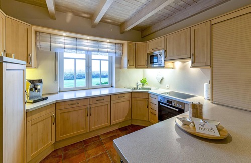 Warwerort Casa | Die "küstenvilla", auf 340 qm, Bietet Ideales Feriendomizil in Malerischer Küst