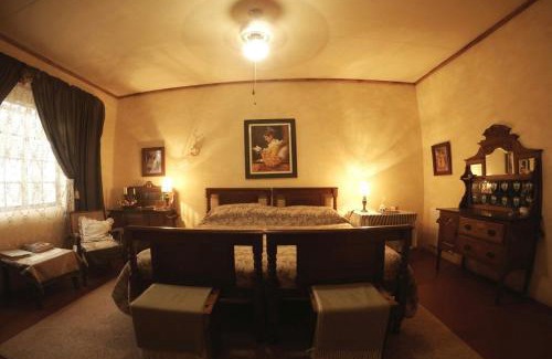Hennenman Casa | Die Kuierhuis