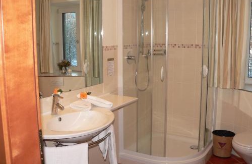 Hoefen Casa | Die Lilie/Hotel Garni