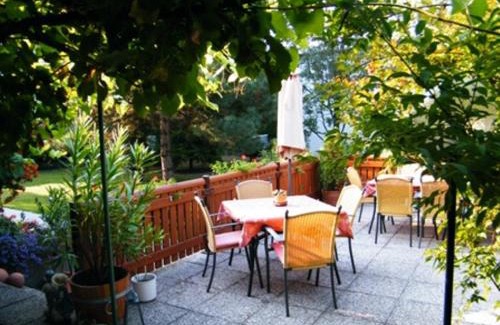 Podersdorf am See Casa | Die Pension Reeh