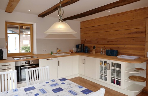 Lehde Casa | El granero: casa de troncos Spreewald en Lehde con sauna, chimenea y su propio puerto