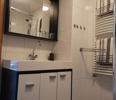 Diemelsee Apartamento | diemelseeholiday Ferienwohnung am Diemelsee mit Balkon