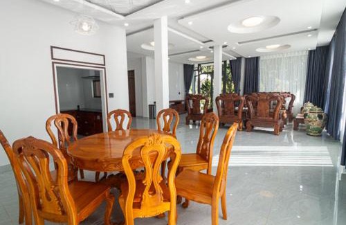 Phuong 10 Hotel | Dieu Thong Hotel