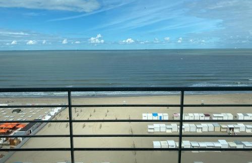 Blankenberge Apartamento | DIGUE MER APPARTEMENT PANORAMIQUE BLANKBERGE 3 ch 6 pers 2 SDB WIFI