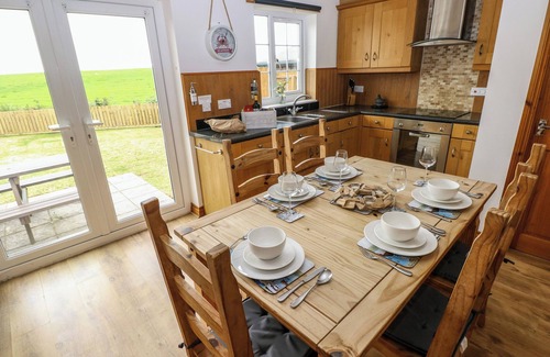 Penycwm Cabaña | Dill Cottage, NEWGALE