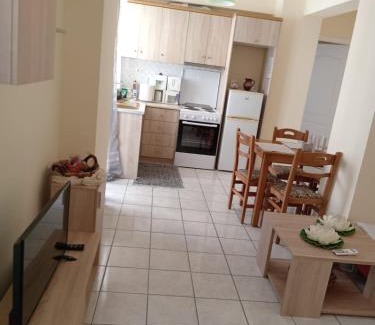 Pyrgos Apartamento | DIMHA Studio