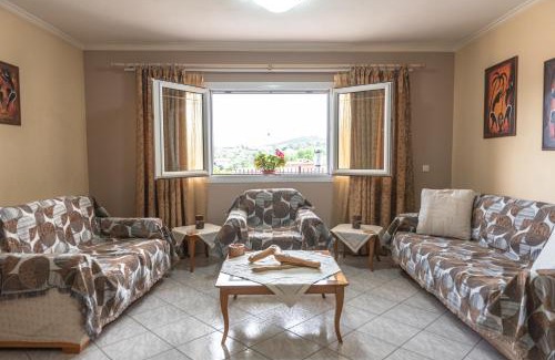 Karpenisi Apartamento | Dimitri's Mountain House