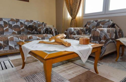 Karpenisi Apartamento | Dimitri's Mountain House
