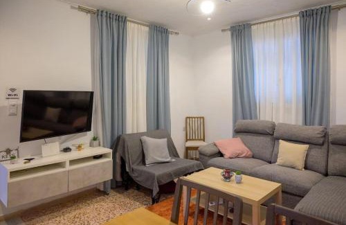 Spata-Artemida Apartamento | Dimitris Apartment near Athens Airport