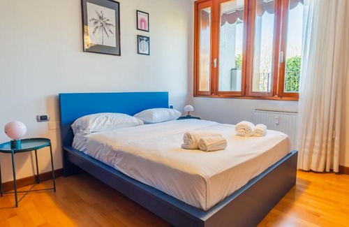 Sirmione Apartamento | Dimora dei Colori - Italian Homing