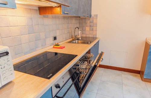 Sirmione Apartamento | Dimora dei Colori - Dos Habitaciones Piso, Capacidad 6