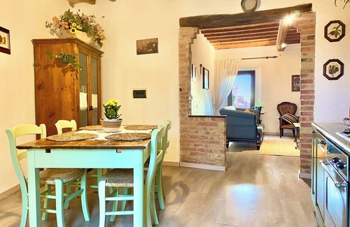 San Quirico d'Orcia Apartamento | Dimora del Poggio - cozy Tuscan apartment