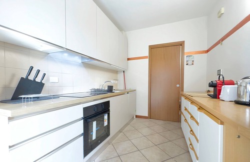 Binda Apartamento | Dimora Diana Summary: