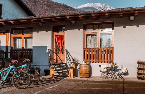 Madonna di Tirano Casa | Dimora Perla di Villa - Historical Wine Retreat near Bernina Express