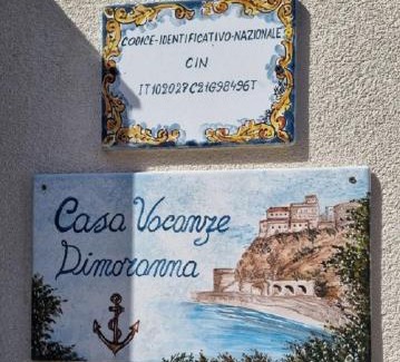 Pizzo Apartamento | Dimoranna Casa Vacanza con Parcheggio Privato