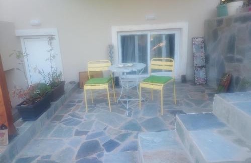 Palaia Fokaia Apartamento | Dina