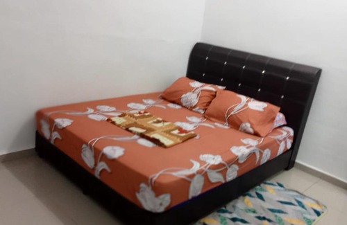 Kampung Beris Chalok Casa | Dina Homestay B