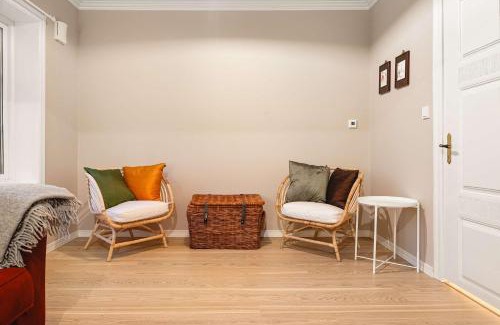 Sandviken Casa | DINBNB Homes l Charming 2-Bedroom Home by the Sea Cozy