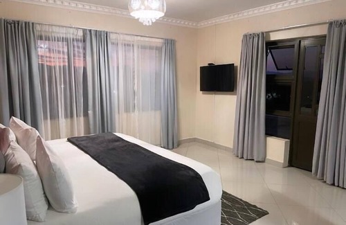 Burgersfort Cabina | Dineos Lodge and Spa