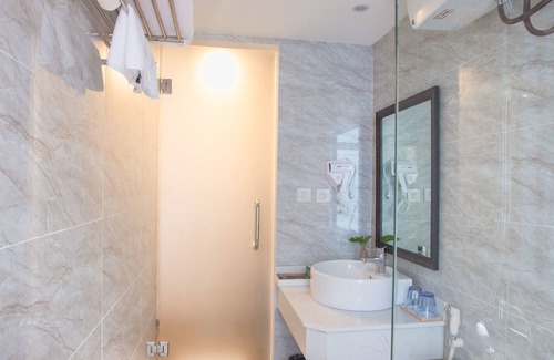 Trung Hoa Nhan Chinh Hotel | Dinh Ami Hanoi Hotel