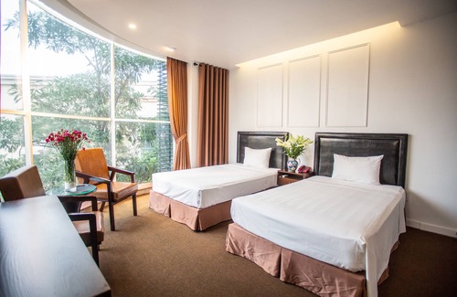 Trung Hoa Nhan Chinh Hotel | Dinh Hotel