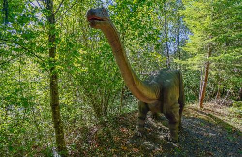 Washougal Casa | Dinosaur-Themed Retreat - Unique Family Adventure
