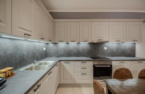 Filiatra Apartamento | Dionysis Elegant Cozy Apartment