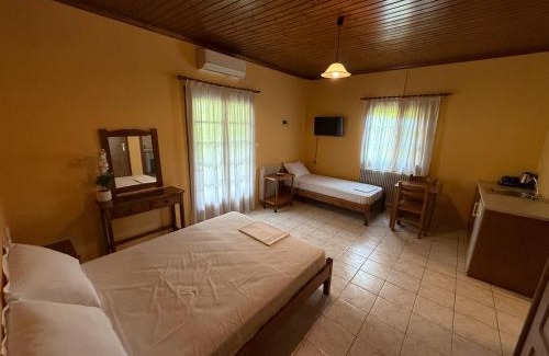 Dodoni Casa | Dipla Sto Potami (Next To The River)