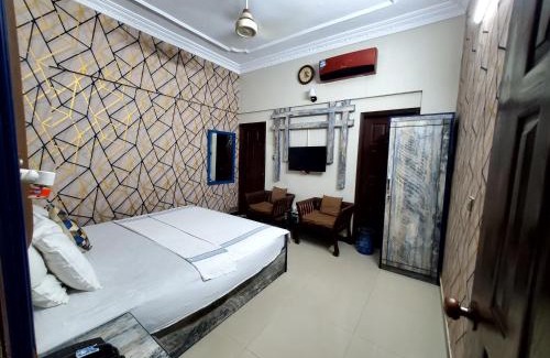 PECHS Casa | Diplomat Inn Hotel