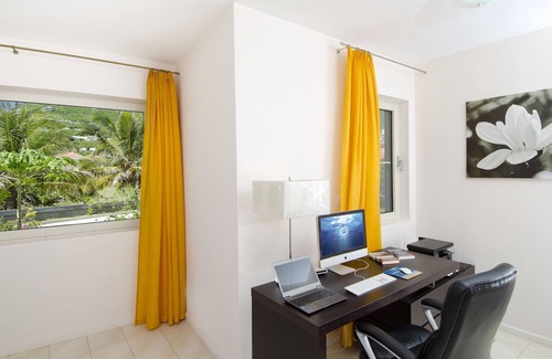 Upper Prince's Quarter Villa | FRENTE A LA PLAYA HABISCUS DE LUJO DE 6 HORAS