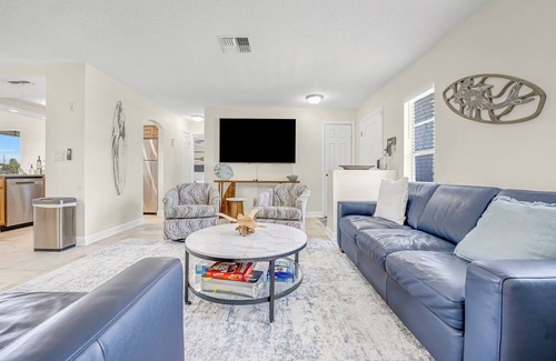 Spring Hill Casa | Direct Gulf Access: Rod and Reel Haven-Where Lines Are Cast & Cares Drift Away