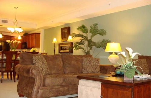 Bridgeport Heights Apartamento | Direct Oceanfront Condo in Daytona Beach Shores