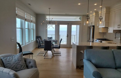 Salisbury Casa | Direct Ocean Front Salisbury Beach Whole House Duplex 2 units side by side. New