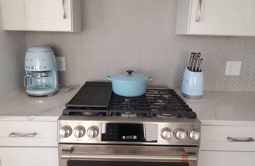 Salisbury Casa | Direct Ocean Front Salisbury Beach Whole House Duplex 2 units side by side. New