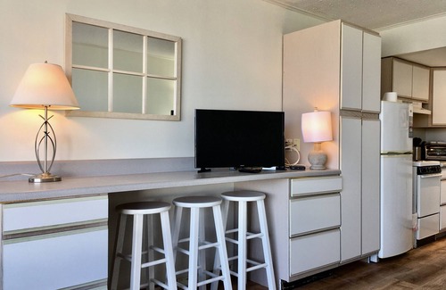 Atlantic Beach Condominio | Maravillosa vista al agua! Acceso a la playa y rampa para botes!