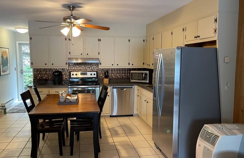 New Milford Casa | Direct Waterfront on Candlewood Lake, 2 Private Docks, 5 Bedrooms, Sleeps 10