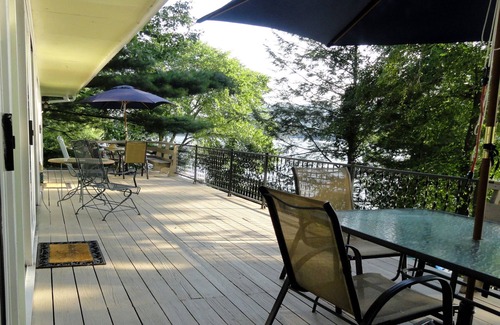 New Milford Casa | Direct Waterfront on Candlewood Lake, 2 Private Docks, 5 Bedrooms, Sleeps 10