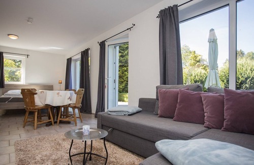 Elkeringhausen Apartamento | Gran casa de vacaciones para 6 personas en Elkeringhausen
