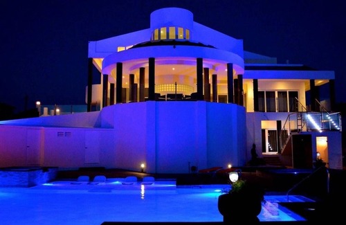 Kamay Villa | Directamente del propietario! Villa Aruba para 25 personas. La mejor vista! Gran piscina + jacuzi