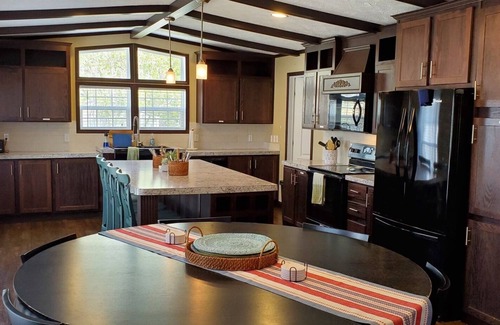 Wheatland Casa | Directly next door to Lucas Oil Speedway in Wheatland MO.