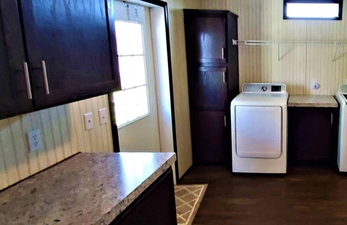 Wheatland Casa | Directly next door to Lucas Oil Speedway in Wheatland MO.
