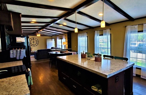 Wheatland Casa | Directly next door to Lucas Oil Speedway in Wheatland MO.