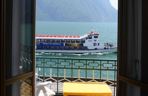 Castro Apartamento | Directamente en el lago iseo con impresionantes vistas.