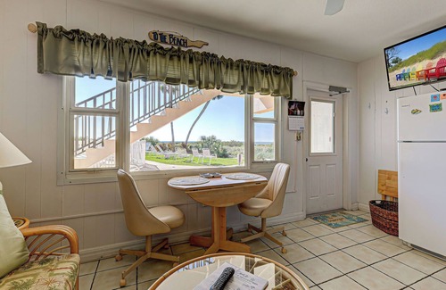 Golden Beach Condominio | Directly on the Gulf - Unit 2 - 1 Bedroom - Ground Floor - Sleeps up to 4