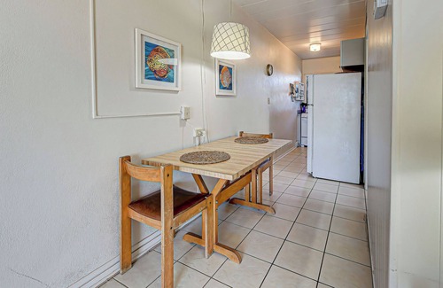 Golden Beach Condominio | Directly on the Gulf - Unit 10 - 1 Bedroom - Ground Floor - Sleeps up to 3